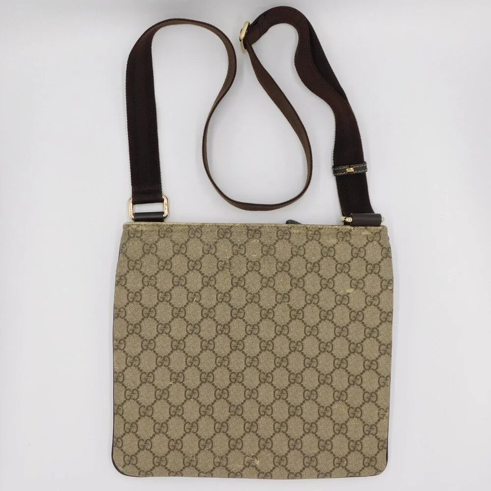 Gucci GG Supreme Coated Canvas Flat Messenger Bag | Beige Ebony | Fair Condition - Picture 2 of 16